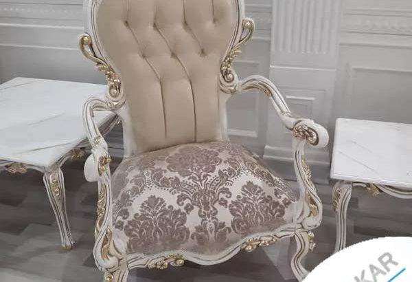 مبلمان خوش نشین