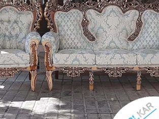 مبل و مبلمان