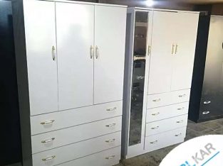 کمد سه درب ۴ کشو