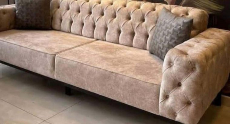 مبل کلاسیک و راحتی یونانی